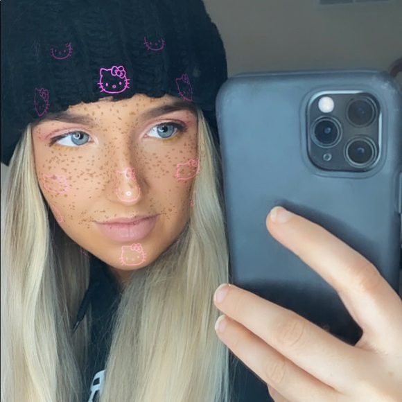 Find Me On Instagram - @brookiemck - Picture 1 of 2